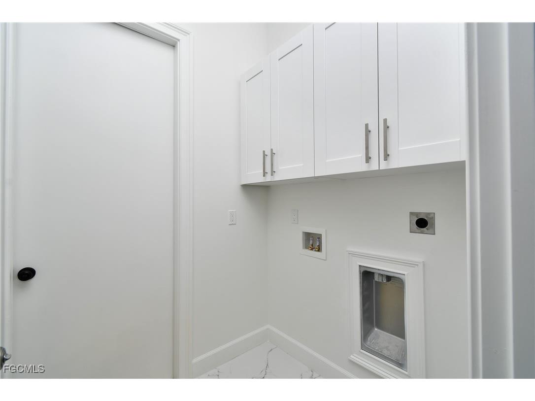 843 Burns Avenue S Lehigh Acres FL 33974 2025022661 image31