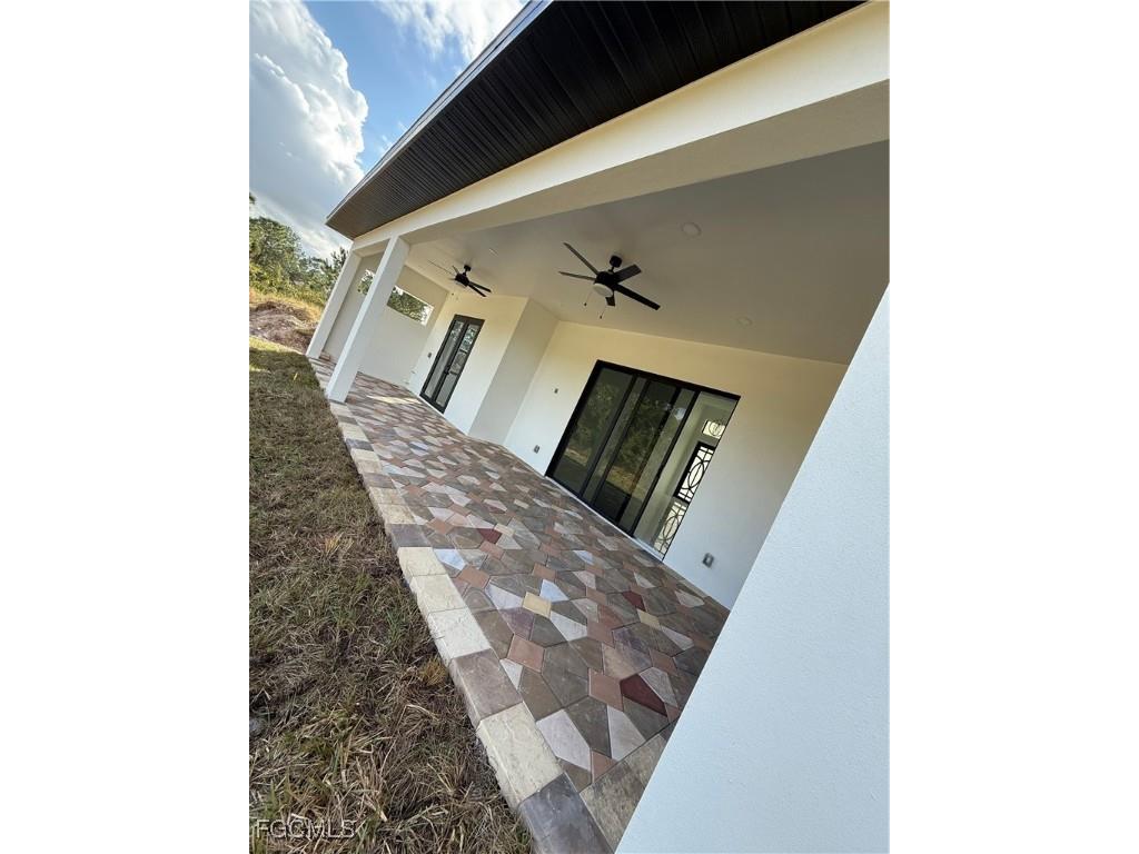 843 Burns Avenue S Lehigh Acres FL 33974 2025022661 image32