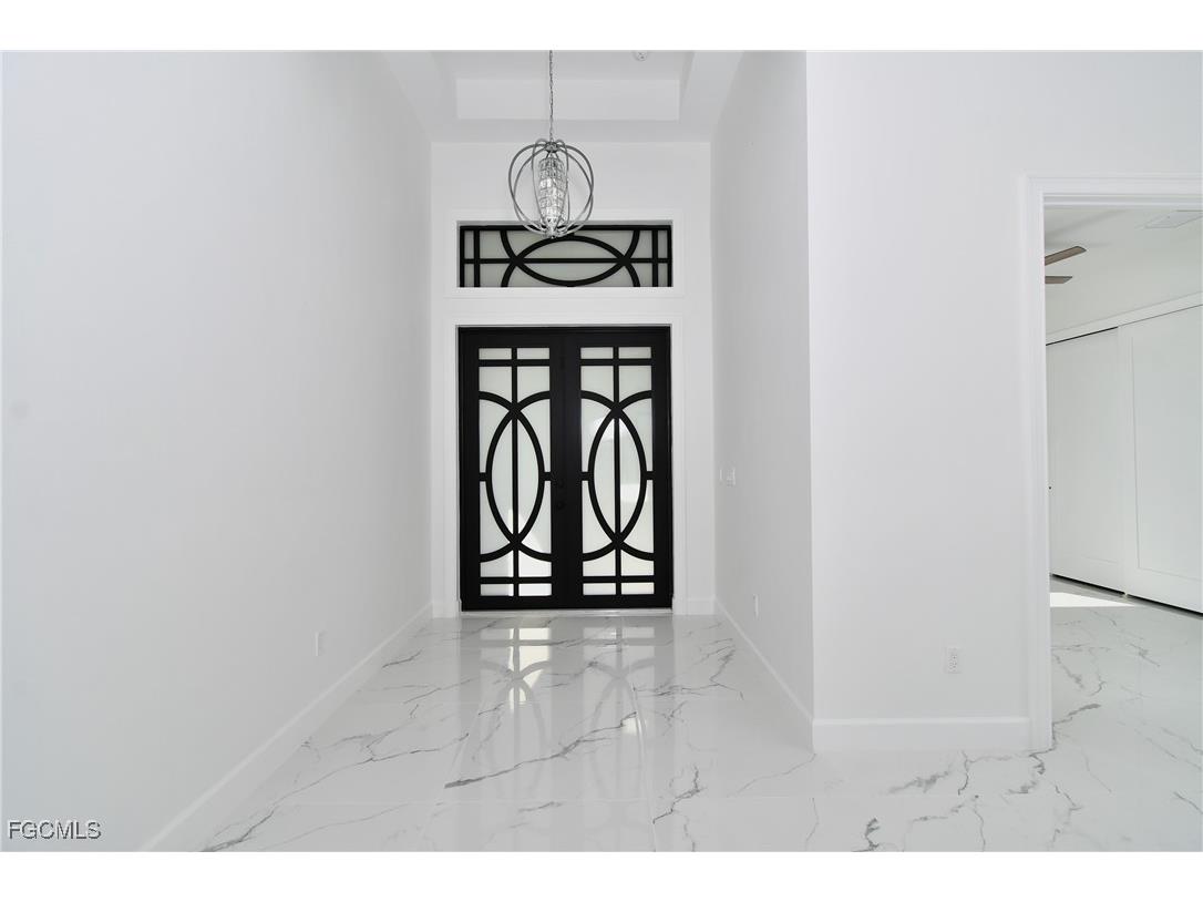 843 Burns Avenue S Lehigh Acres FL 33974 2025022661 image5