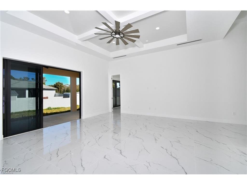 843 Burns Avenue S Lehigh Acres FL 33974 2025022661 image8