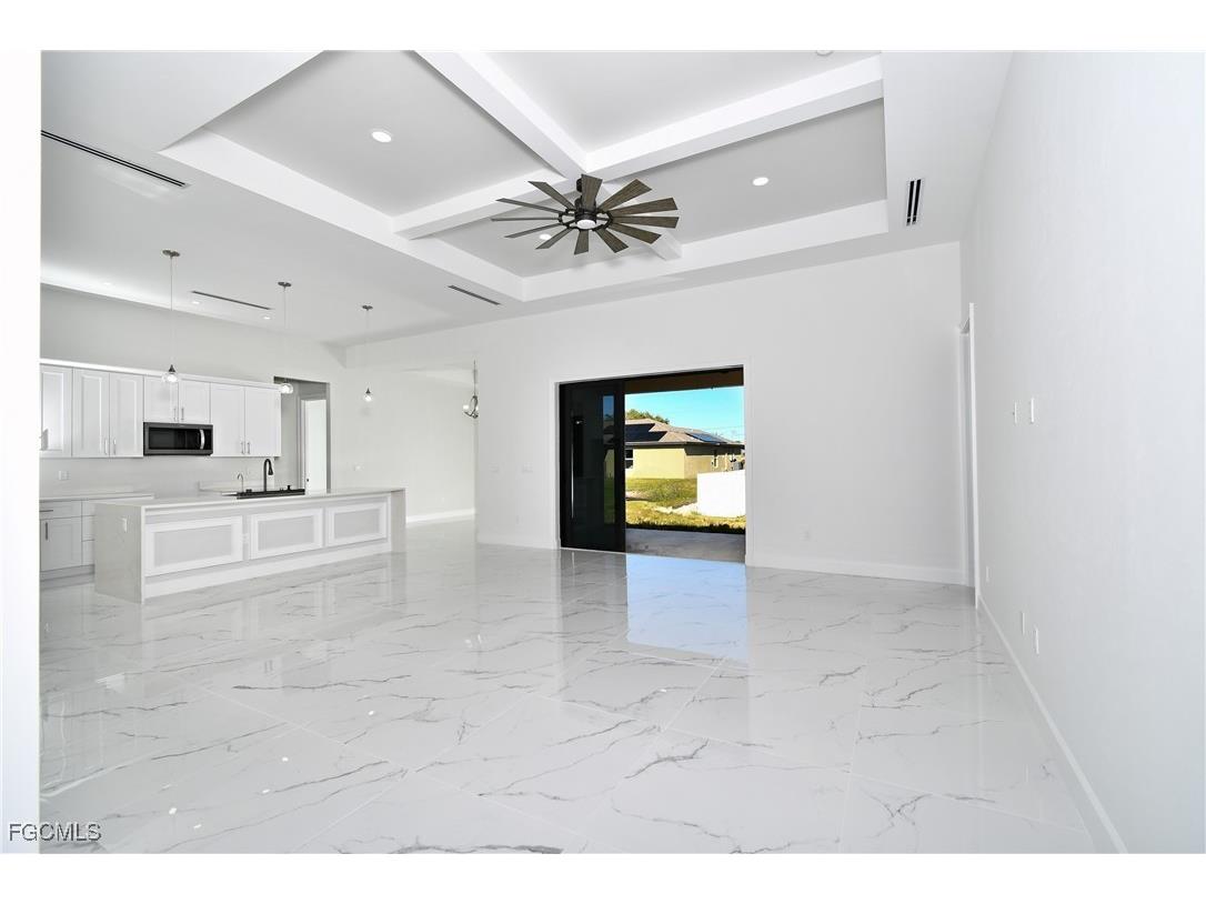 843 Burns Avenue S Lehigh Acres FL 33974 2025022661 image9