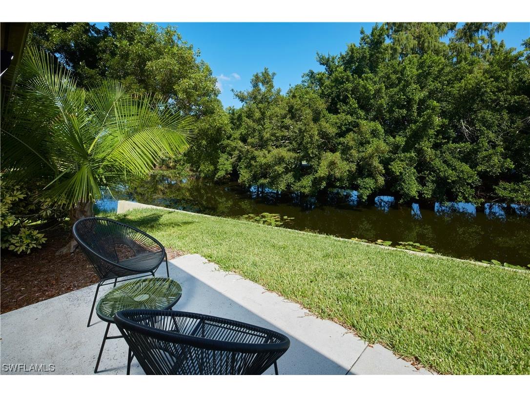 843 Palm View Drive #25 Naples FL 34110 223083286 image1