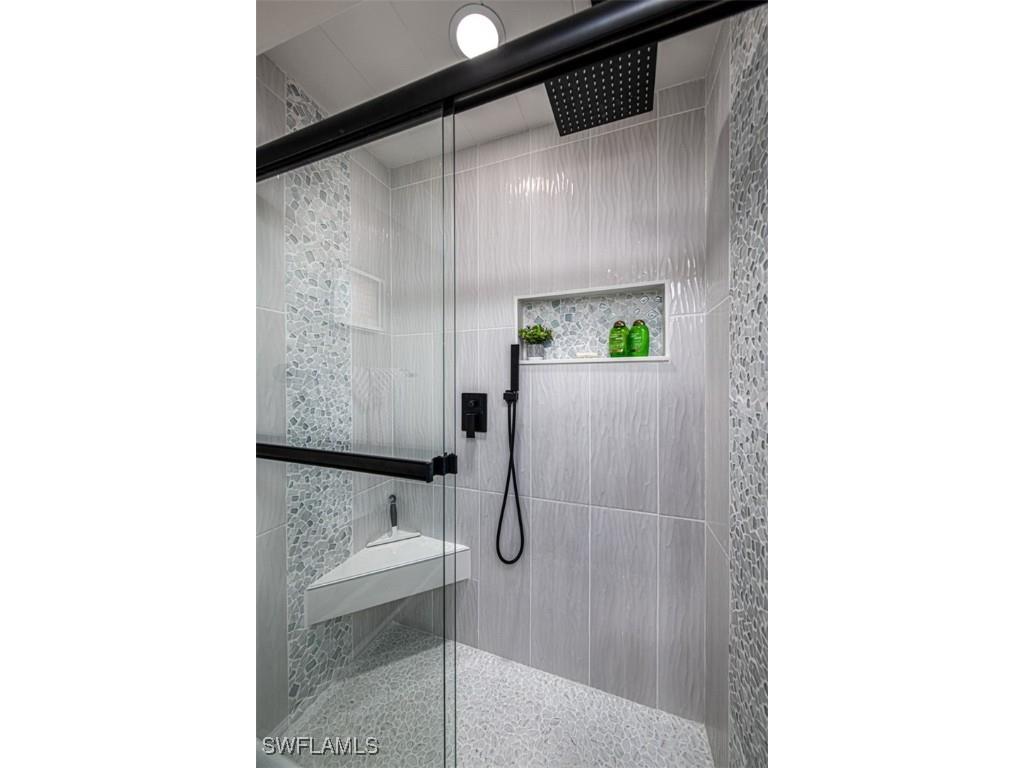 843 SE 46th Lane #1 Cape Coral FL 33904 224095131 image35