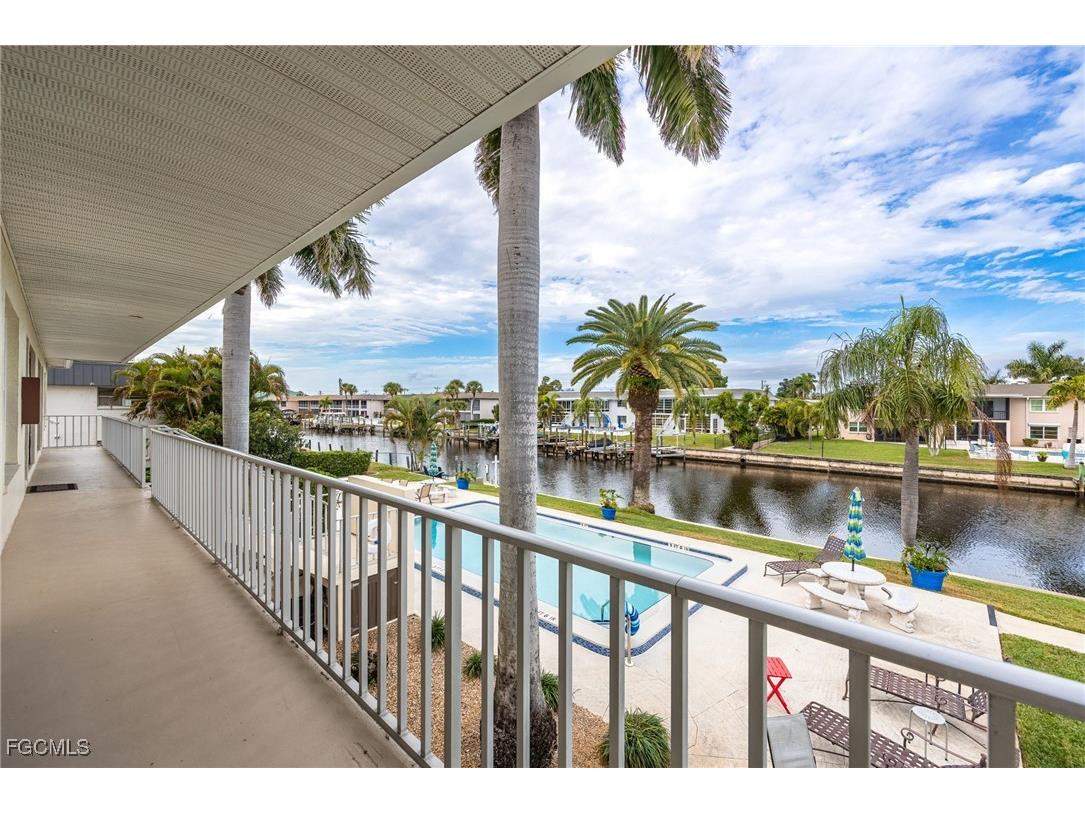 843 SE 46th Lane #6 Cape Coral FL 33904 2025022956 image1