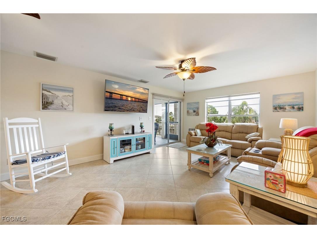 843 SE 46th Lane #6 Cape Coral FL 33904 2025022956 image17