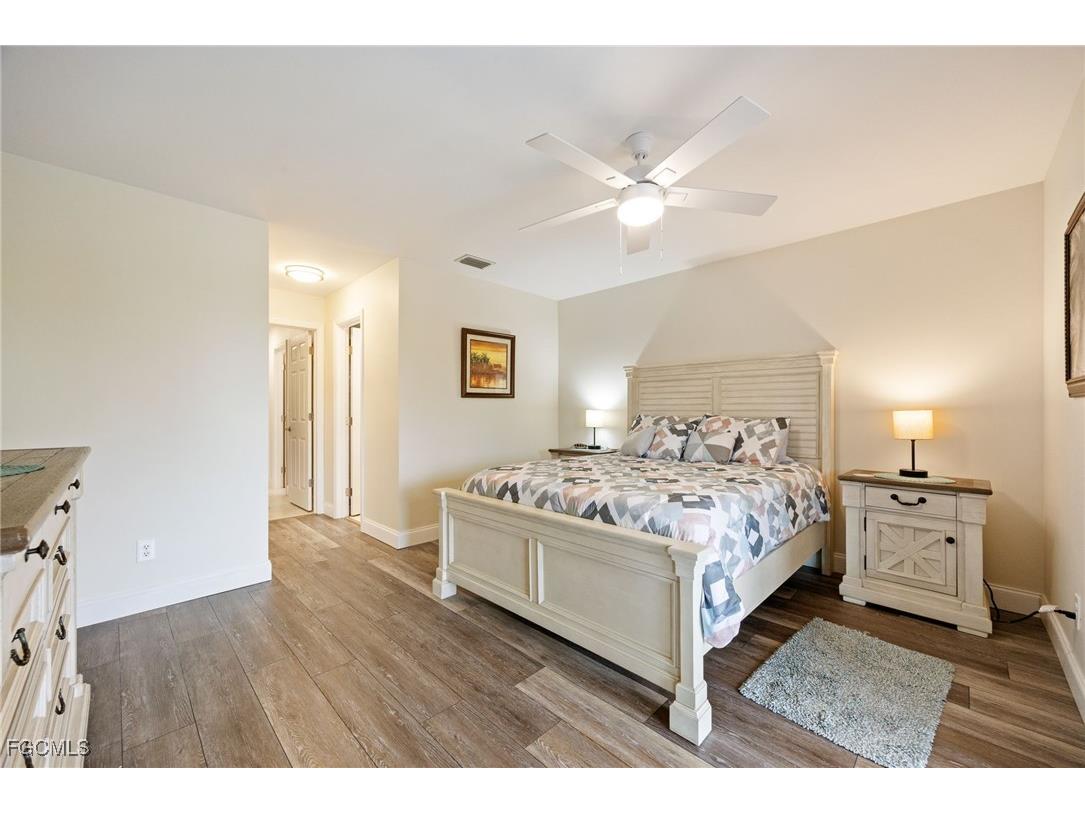 843 SE 46th Lane #6 Cape Coral FL 33904 2025022956 image22