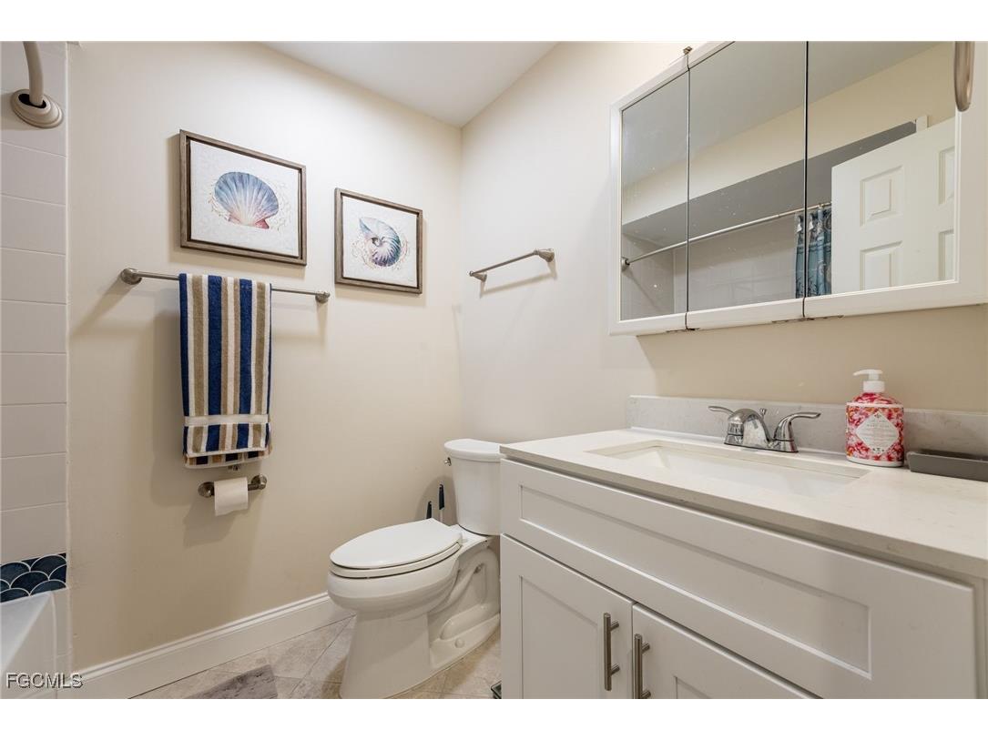 843 SE 46th Lane #6 Cape Coral FL 33904 2025022956 image23