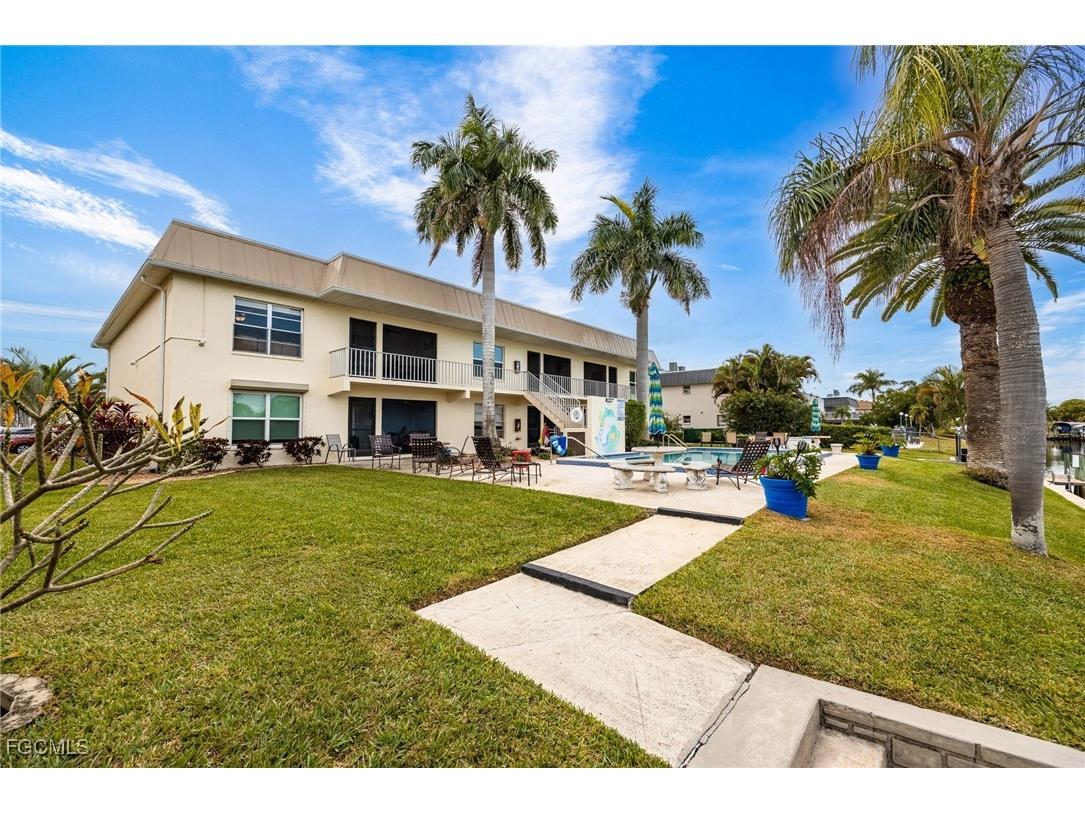 843 SE 46th Lane #6 Cape Coral FL 33904 2025022956 image32