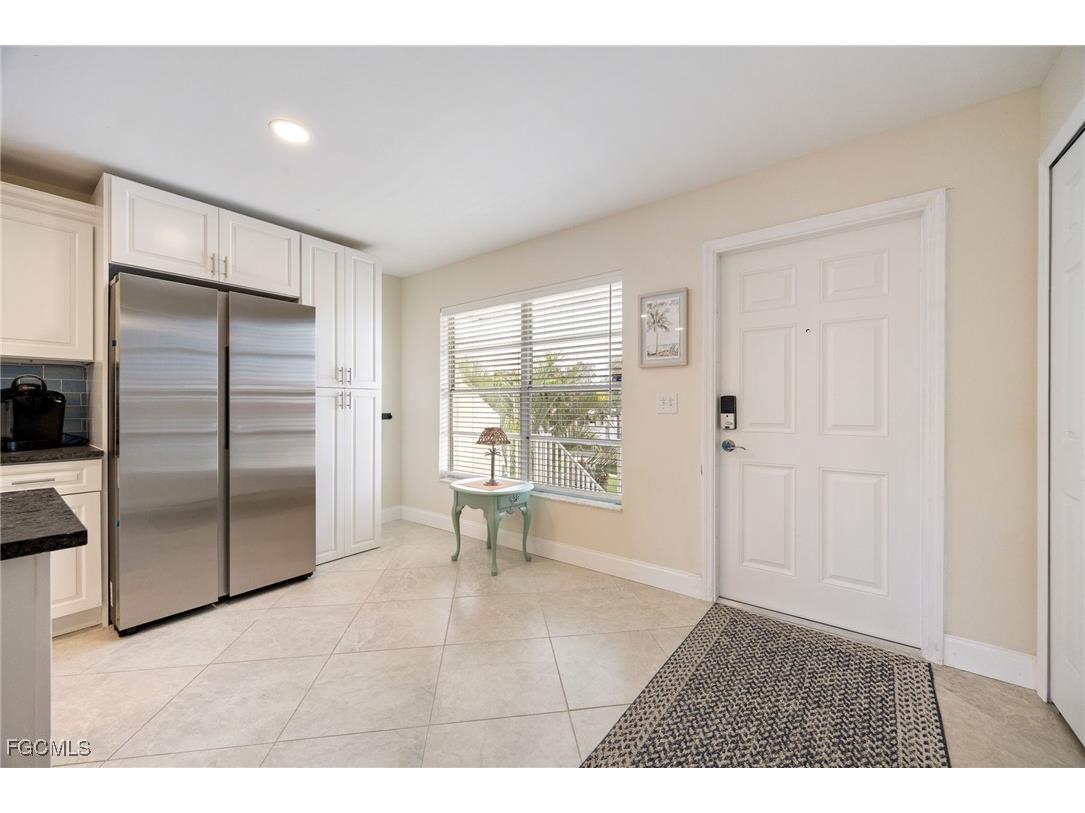 843 SE 46th Lane #6 Cape Coral FL 33904 2025022956 image6
