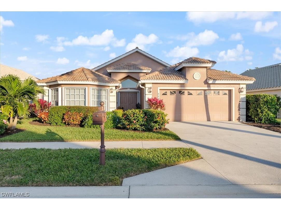 8432 Indian Wells Way Naples FL 34113 224011841 image1
