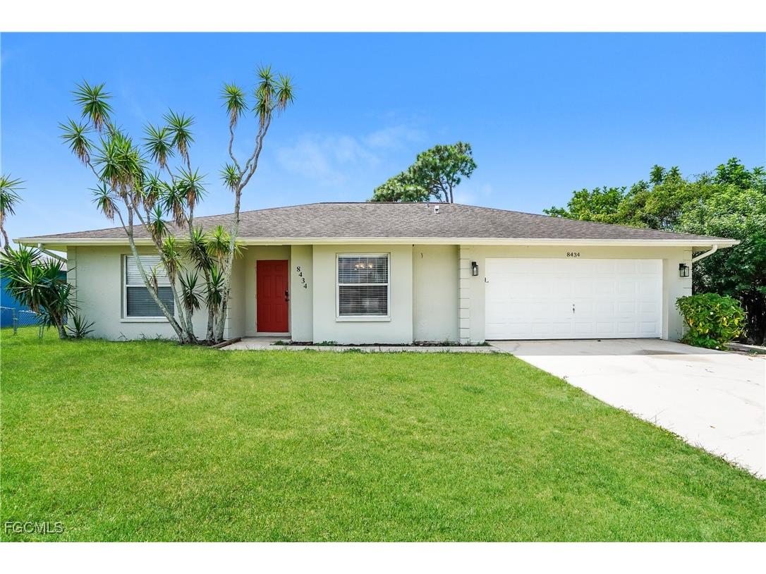 8434 Blackberry Road Fort Myers FL 33967 2025025964 image1