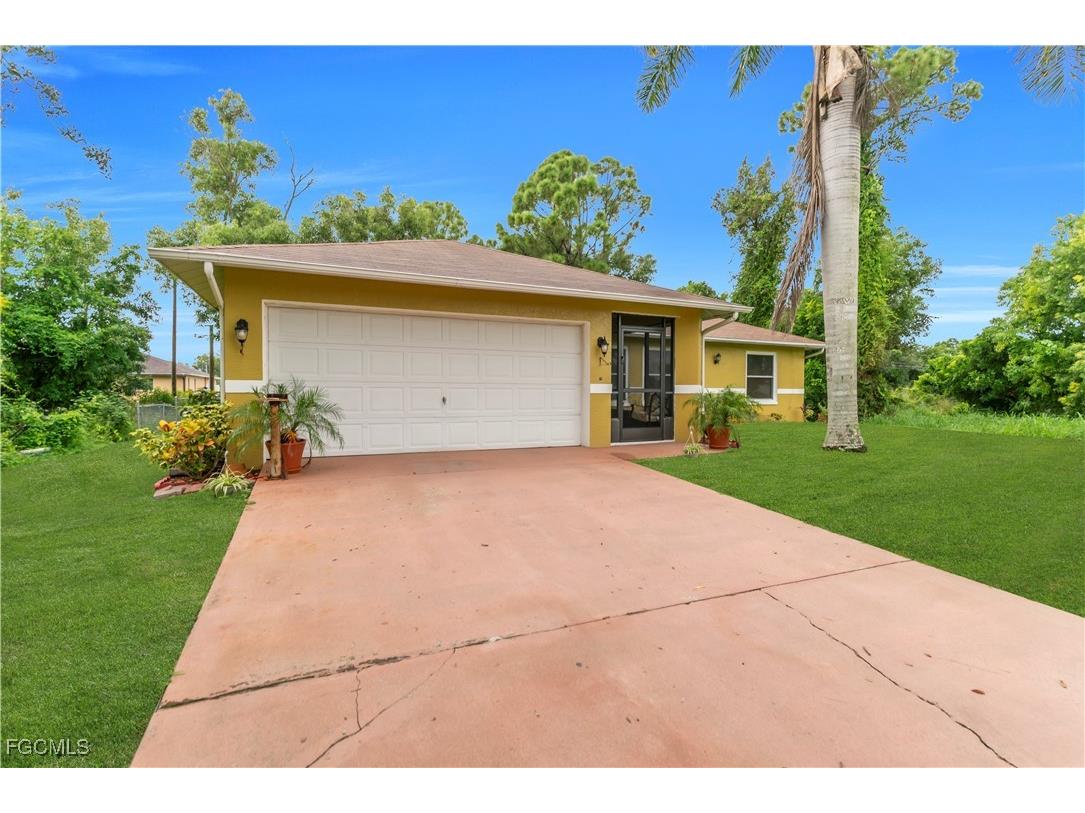 8434 Butternut Road Fort Myers FL 33967 2025010484 image10