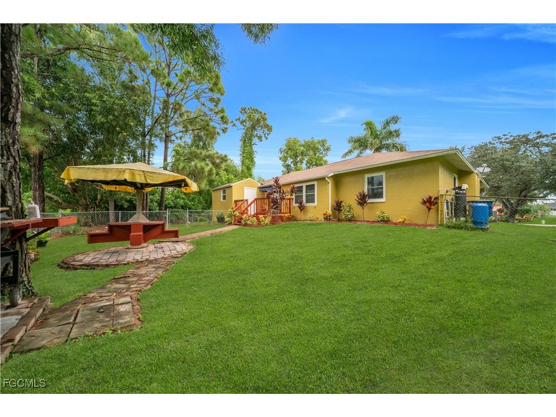 8434 Butternut Road Fort Myers FL 33967 2025010484 image24