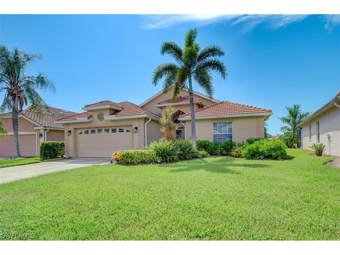 8437 Indian Wells Way Naples FL 34113 223058490 image1