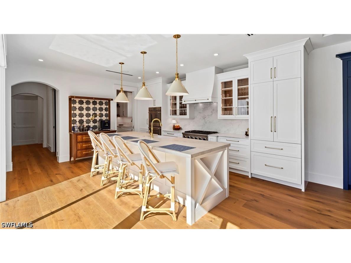 844 8th Street S Naples FL 34102 226015299 image9
