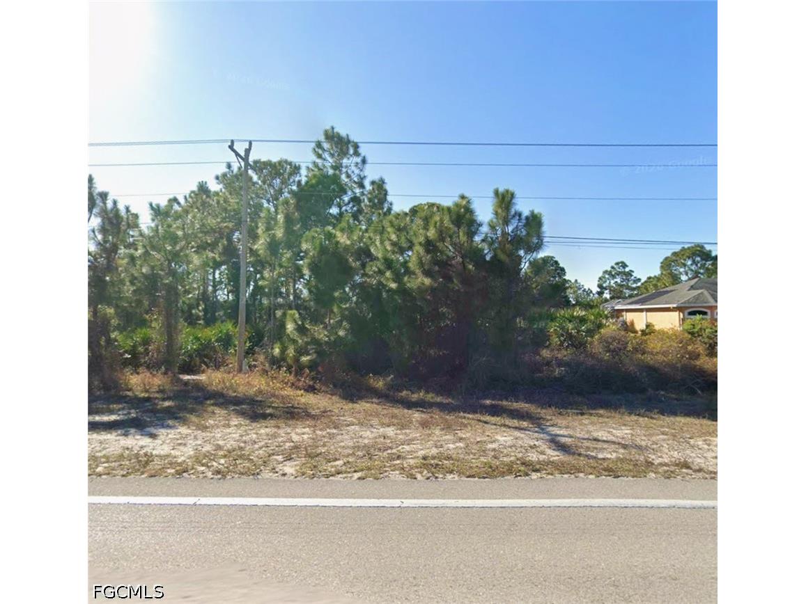 844 Bell Boulevard Lehigh Acres FL 33974 2026015870 image3