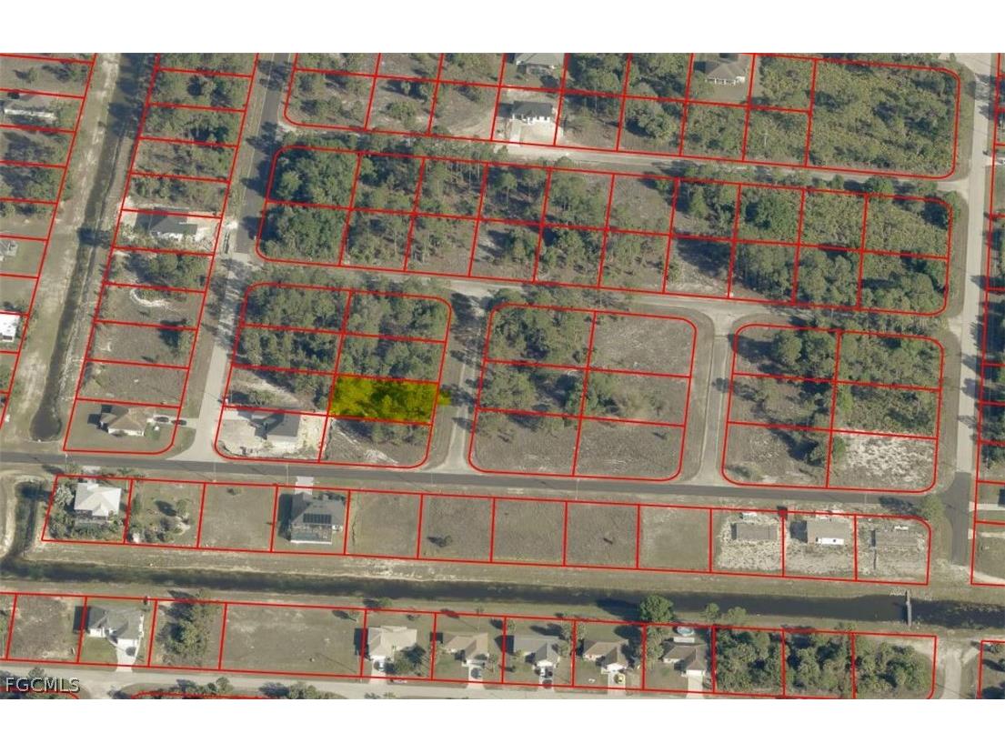 844 Bianca Avenue S Lehigh Acres FL 33974 2026008213 image2