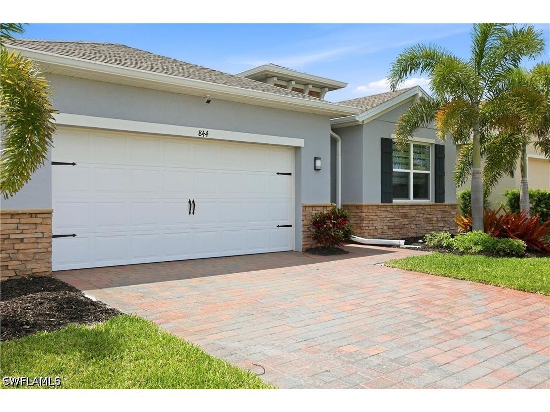 844 Heather Lake Avenue Cape Coral FL 33993 226023843 image2