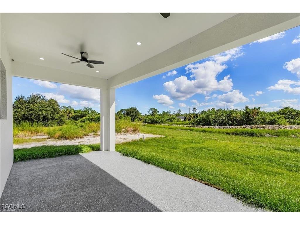 844 Millpond Street E Lehigh Acres FL 33974 2026003886 image4