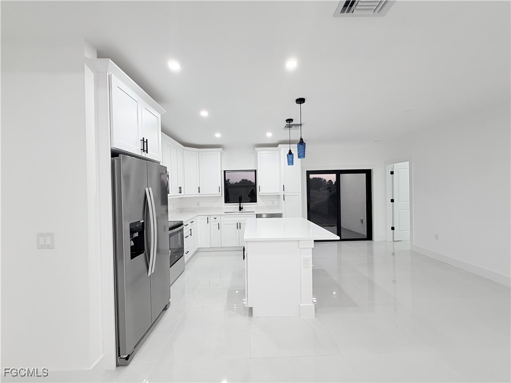 844 Millpond Street E Lehigh Acres FL 33974 2026003886 image5