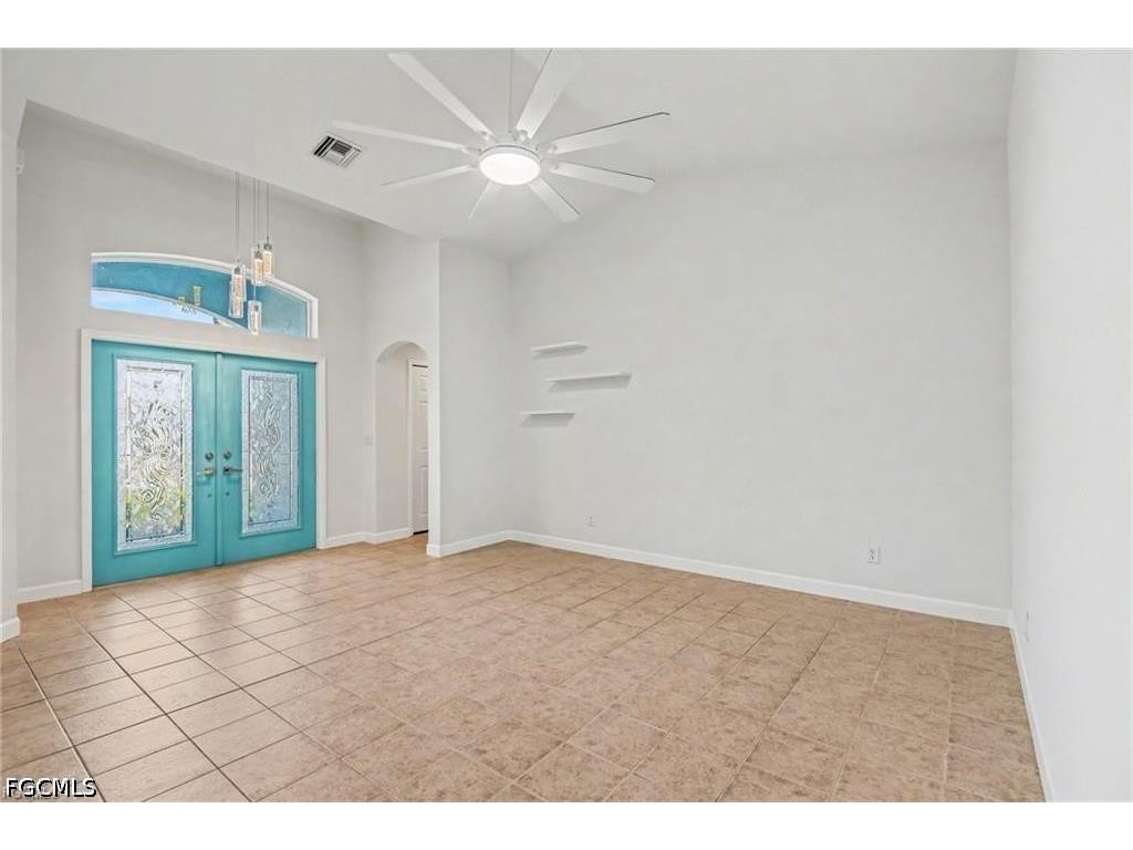 844 SW 17th Terrace Cape Coral FL 33991 2026015381 image6