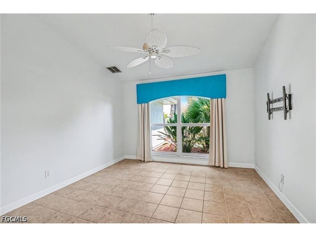 844 SW 17th Terrace Cape Coral FL 33991 2026015381 image7