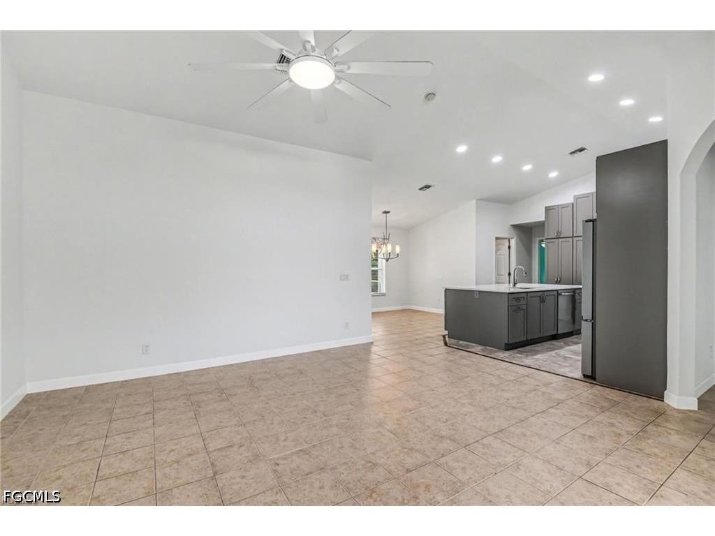 844 SW 17th Terrace Cape Coral FL 33991 2026015381 image8