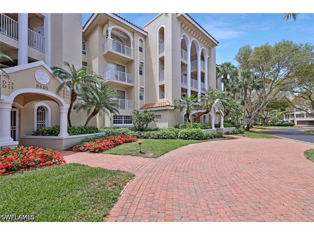 8440 Abbington Circle #D25 Naples FL 34108 226024217 image5