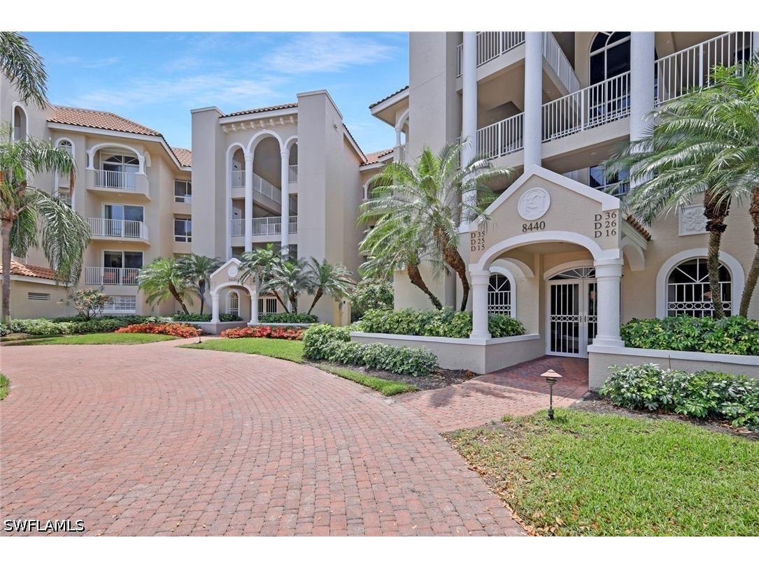 8440 Abbington Circle #D25 Naples FL 34108 226024217 image6