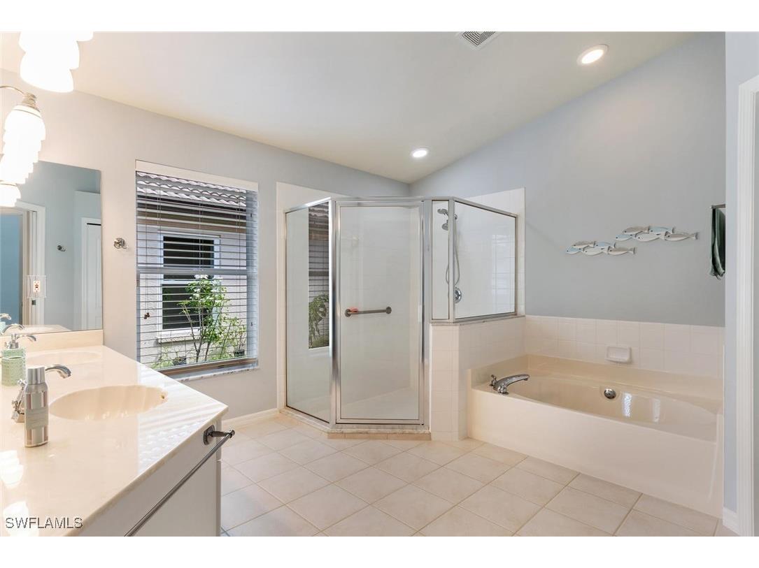 8449 Indian Wells Way Naples FL 34113 225042019 image17