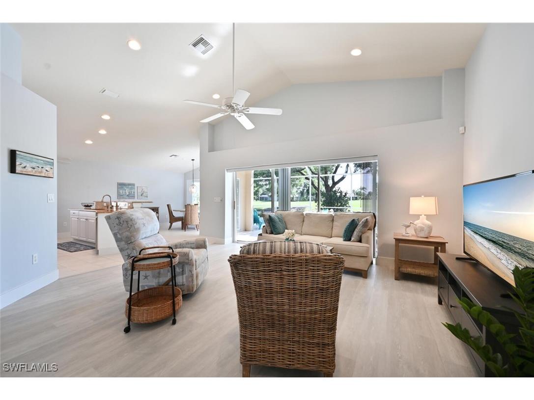 8449 Indian Wells Way Naples FL 34113 225042019 image7