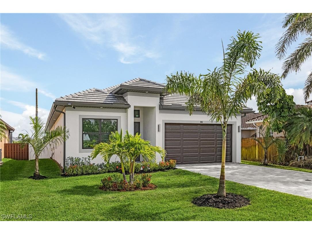 845 103rd Avenue N Naples FL 34108 223045903 image1