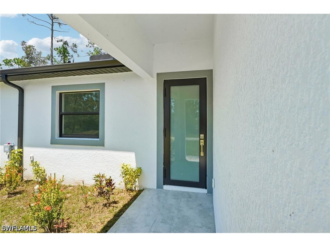 845-847 Meadow Road Lehigh Acres FL 33973 226014217 image3