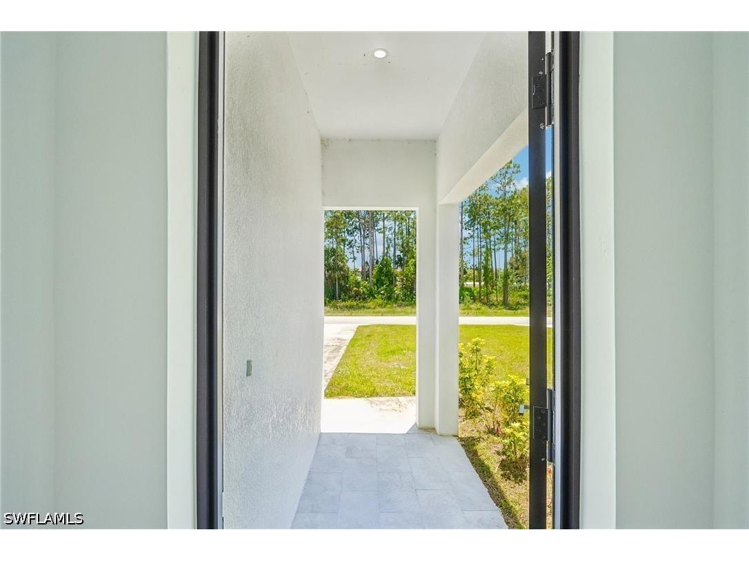 845-847 Meadow Road Lehigh Acres FL 33973 226014217 image4