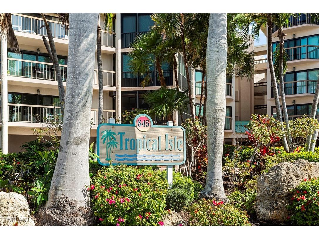845 Collier Court #204 Marco Island FL 34145 225035075 image32