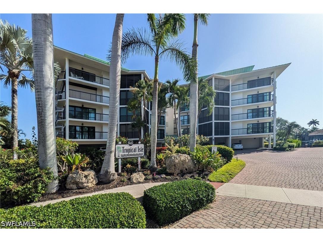 845 Collier Court #301 Marco Island FL 34145 226024667 image35