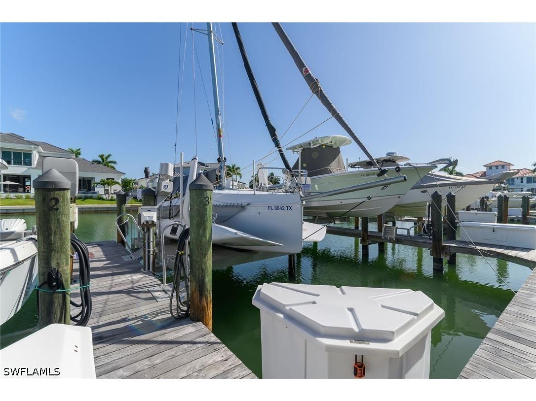 845 Collier Court #301 Marco Island FL 34145 226024667 image40