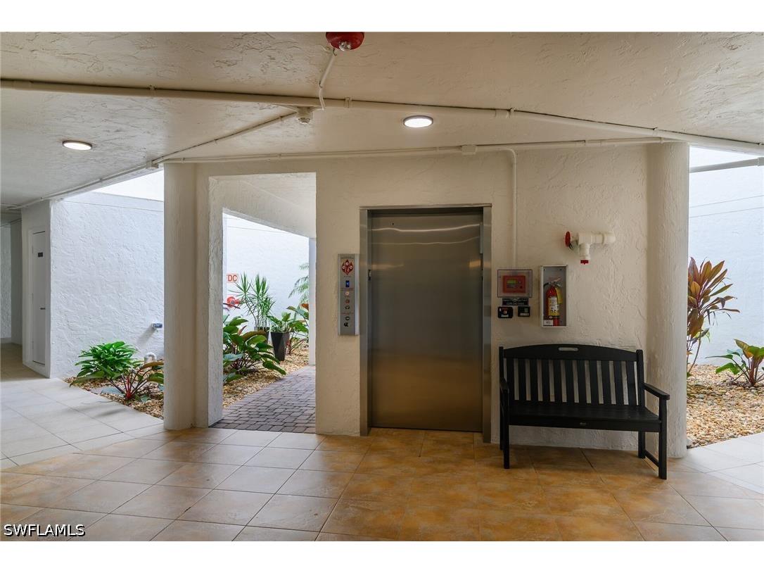 845 Collier Court #301 Marco Island FL 34145 226024667 image41