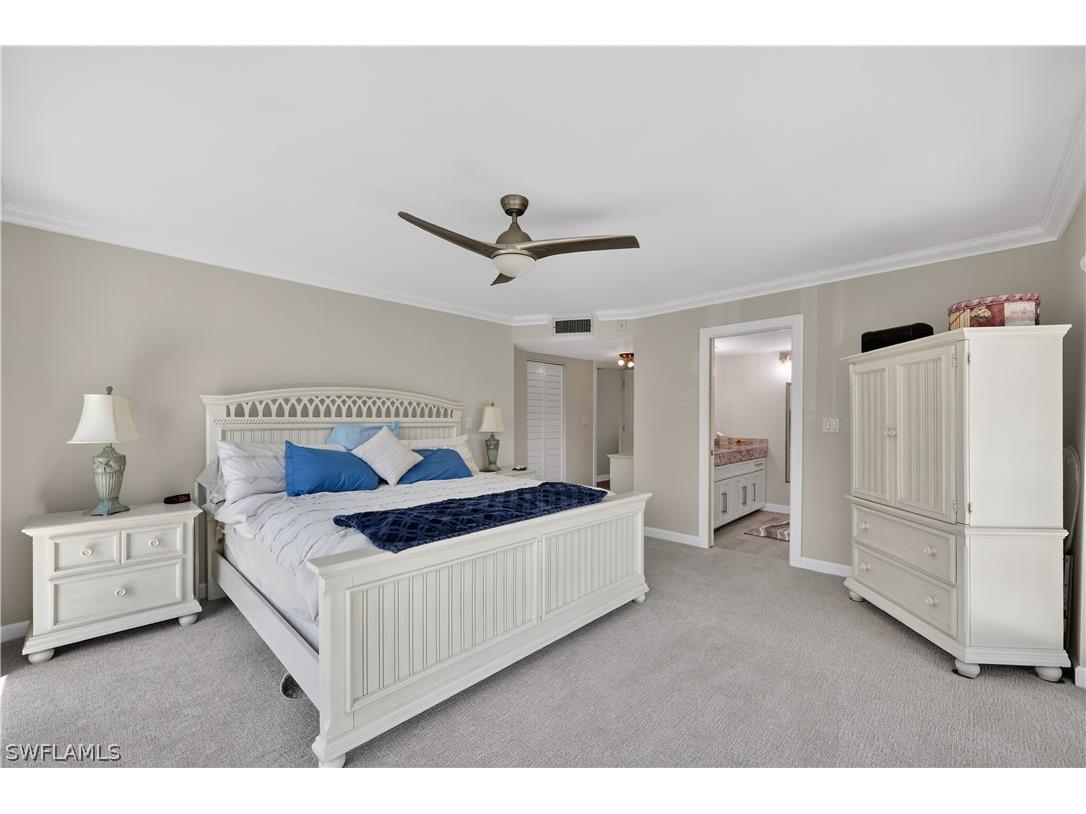 845 Collier Court #302 Marco Island FL 34145 226007224 image28