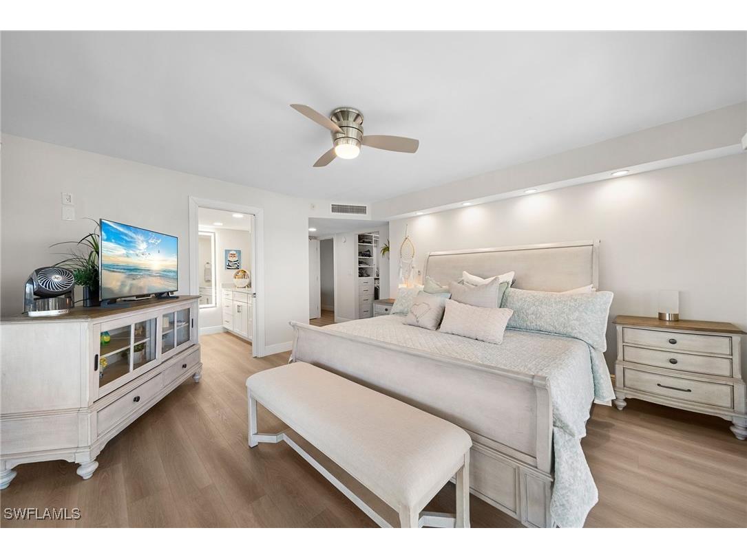 845 Collier Court #505 Marco Island FL 34145 225079969 image25