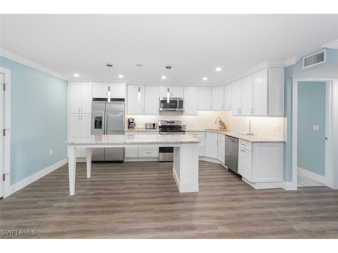 845 E Gulf Drive #111 Sanibel FL 33957 225078840 image12