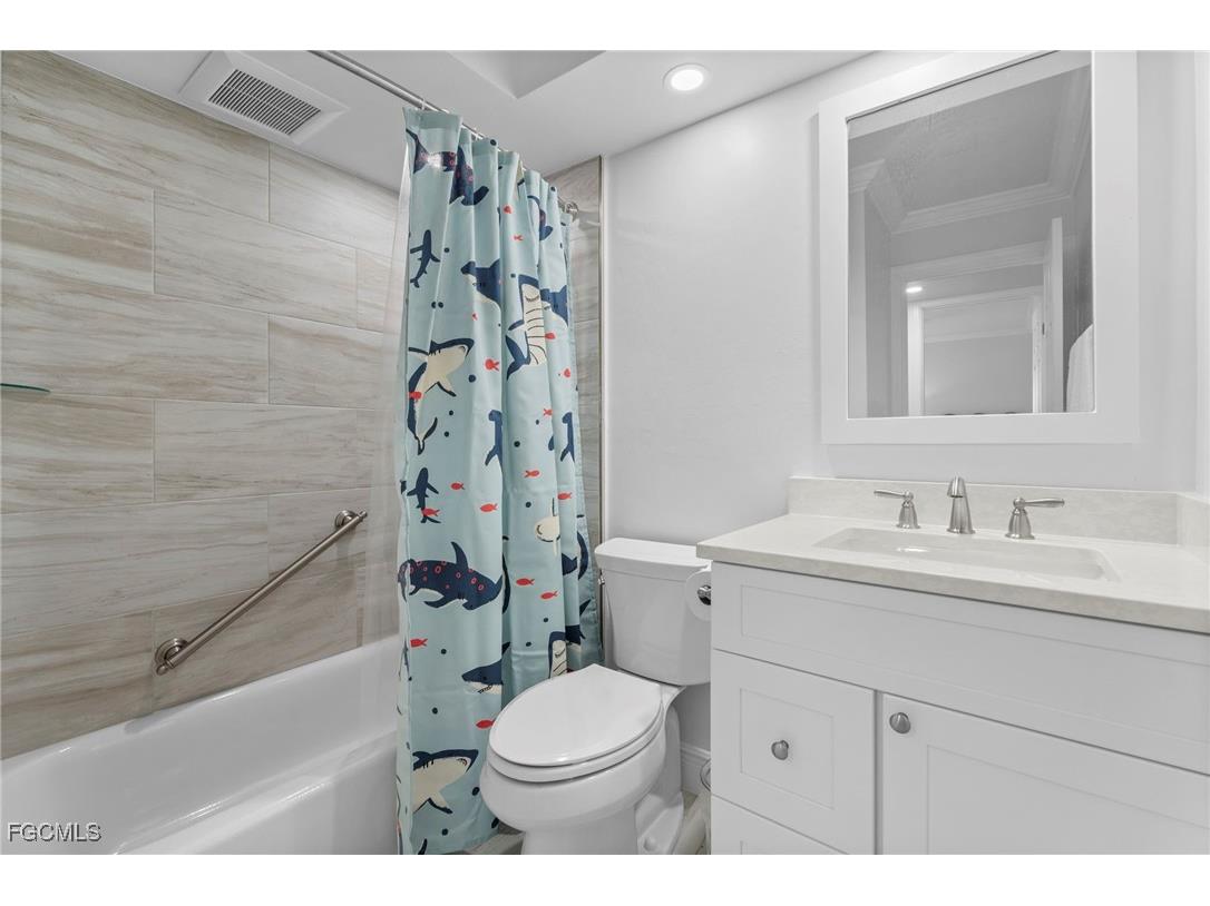 845 E Gulf Drive #121 Sanibel FL 33957 2025010718 image21