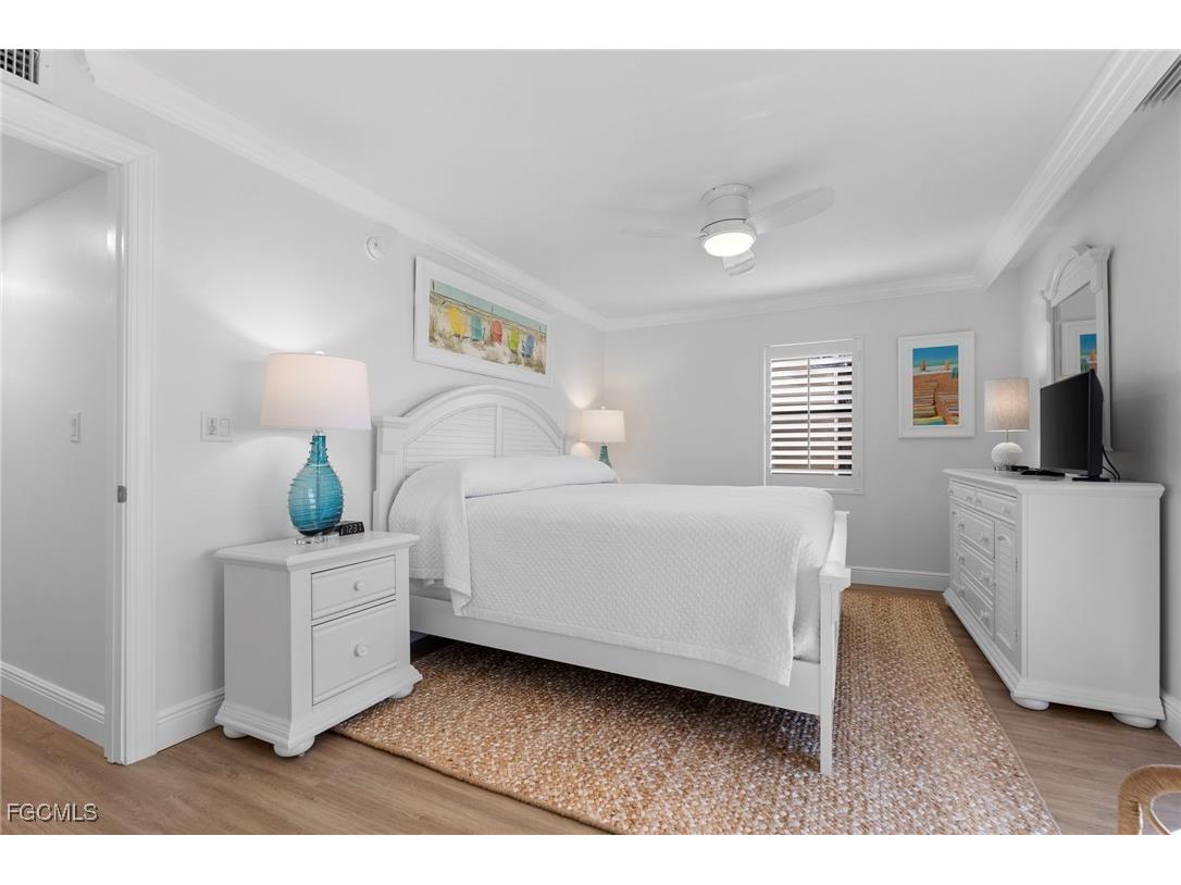 845 E Gulf Drive #121 Sanibel FL 33957 2025010718 image23