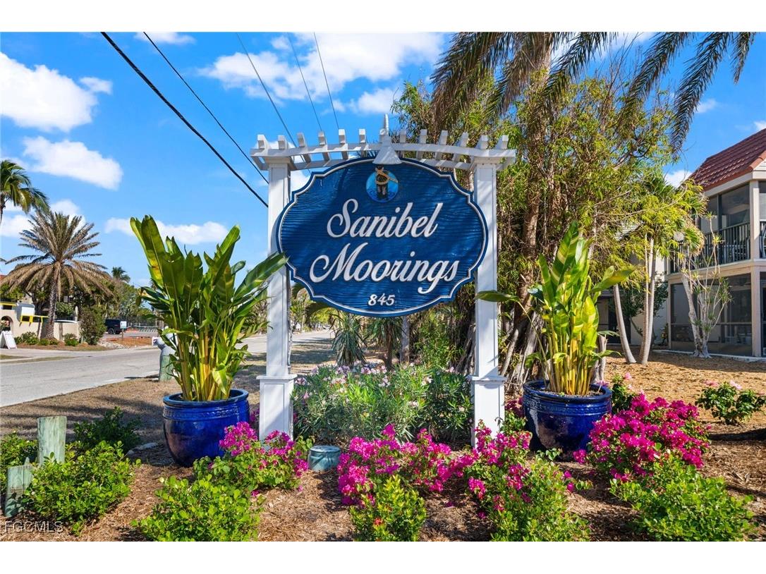 845 E Gulf Drive #121 Sanibel FL 33957 2025010718 image40