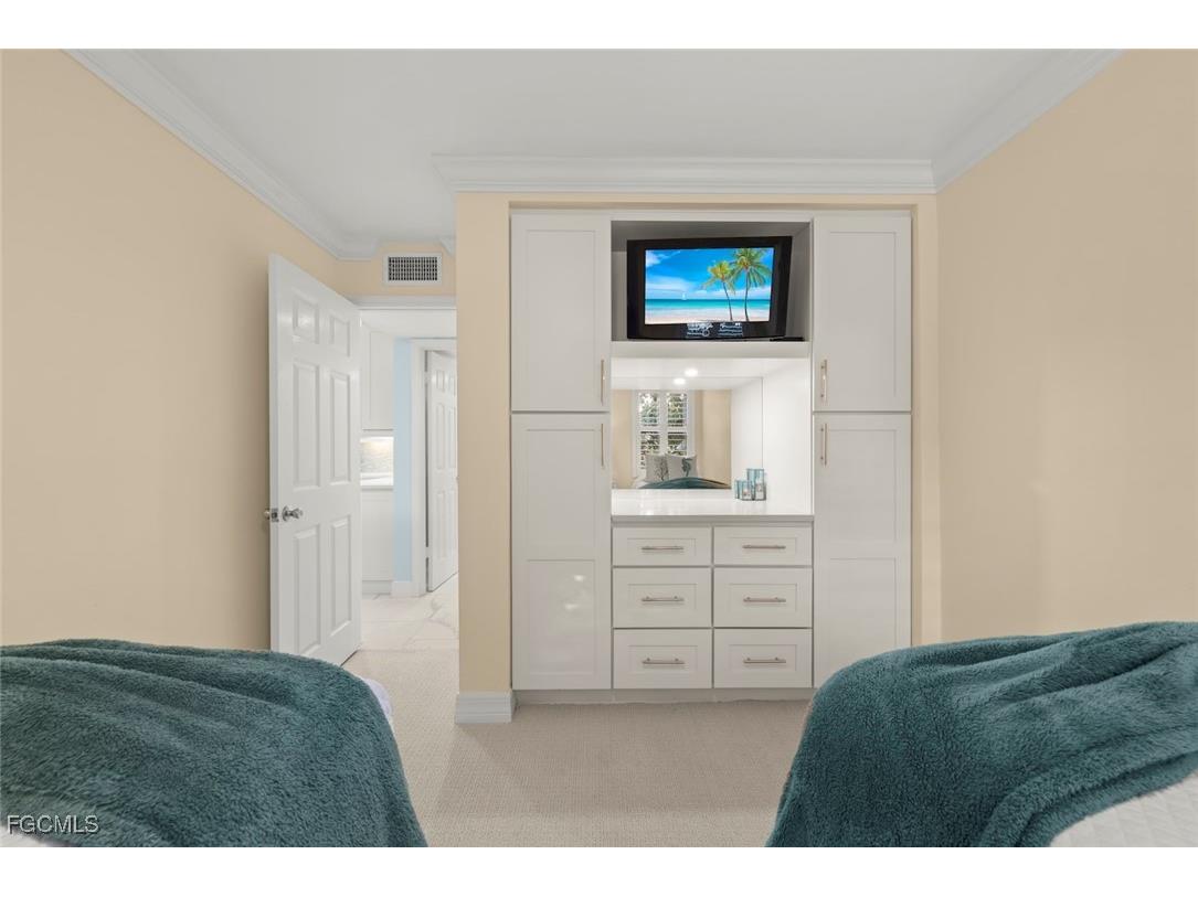 845 E Gulf Drive #1422 Sanibel FL 33957 2025024847 image37