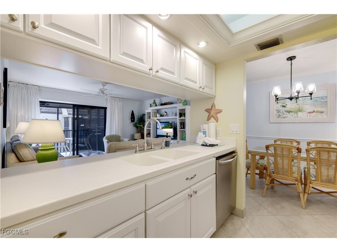 845 E Gulf Drive #422 Sanibel FL 33957 2025021661 image10