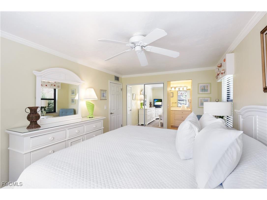 845 E Gulf Drive #422 Sanibel FL 33957 2025021661 image16