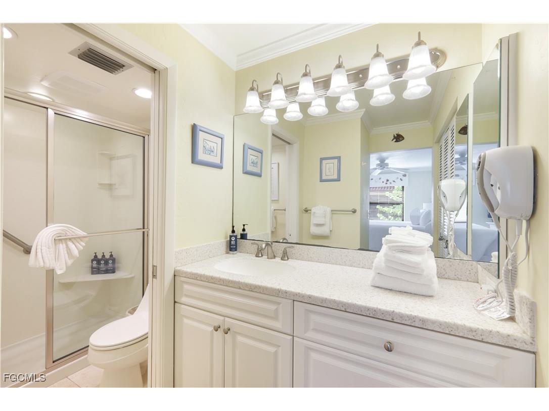 845 E Gulf Drive #422 Sanibel FL 33957 2025021661 image17