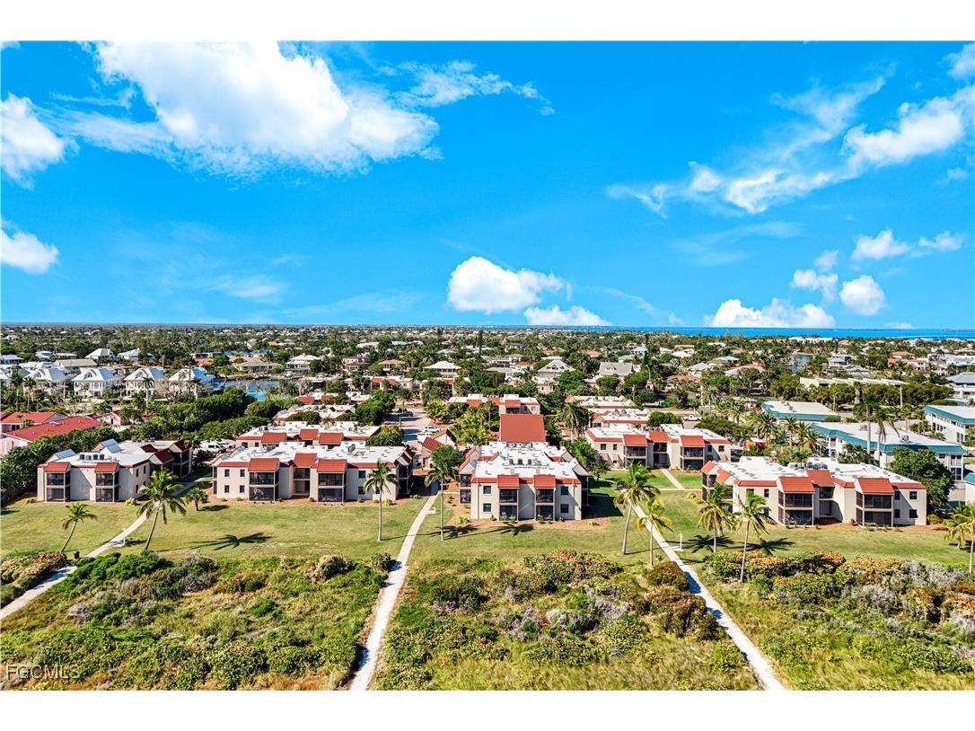 845 E Gulf Drive #422 Sanibel FL 33957 2025021661 image25