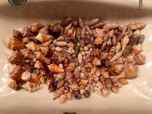 845 E Gulf Drive #422 Sanibel FL 33957 2025021661 image31